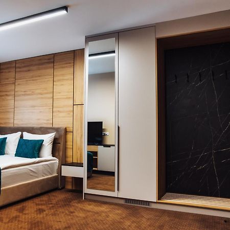 Hotel Brcko Gas Sarajevo Lukavica Eksteriør bilde