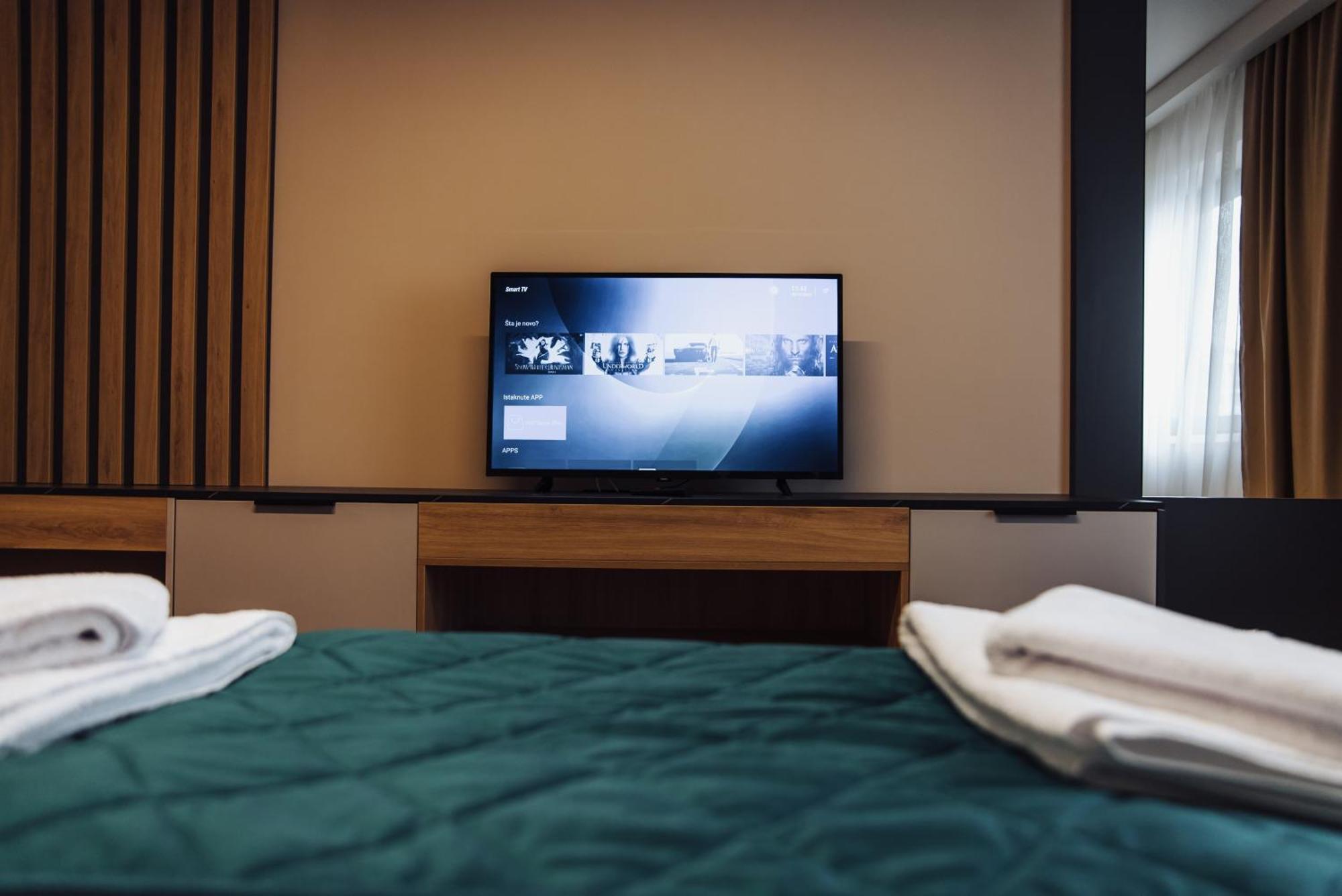 Hotel Brcko Gas Sarajevo Lukavica Eksteriør bilde